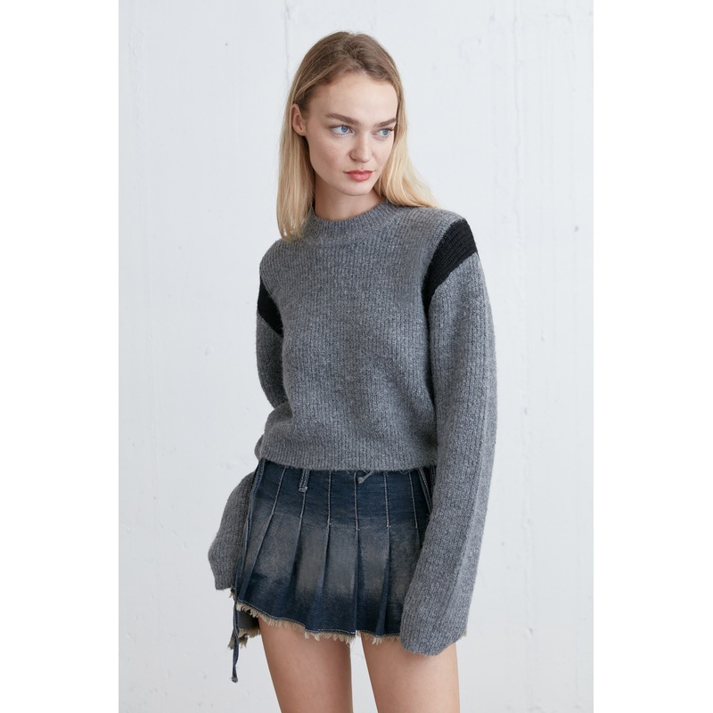 CROPPED SHOULDER CONTRAST SWEATER Dark Heather Grey Black Double Extra Small