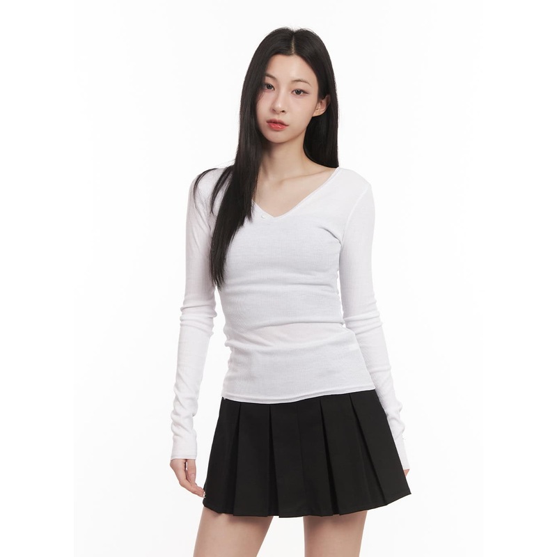 Buttoned V-Neck Long-Sleeve Top CM518 White S/M