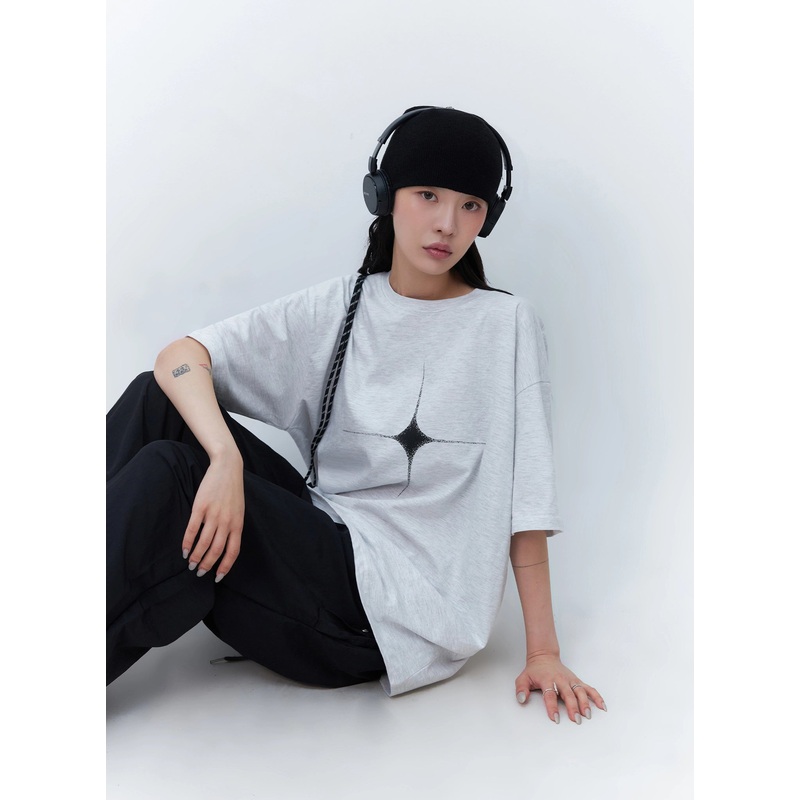 Cosmic Graphic Tee IC503 Light gray M/L