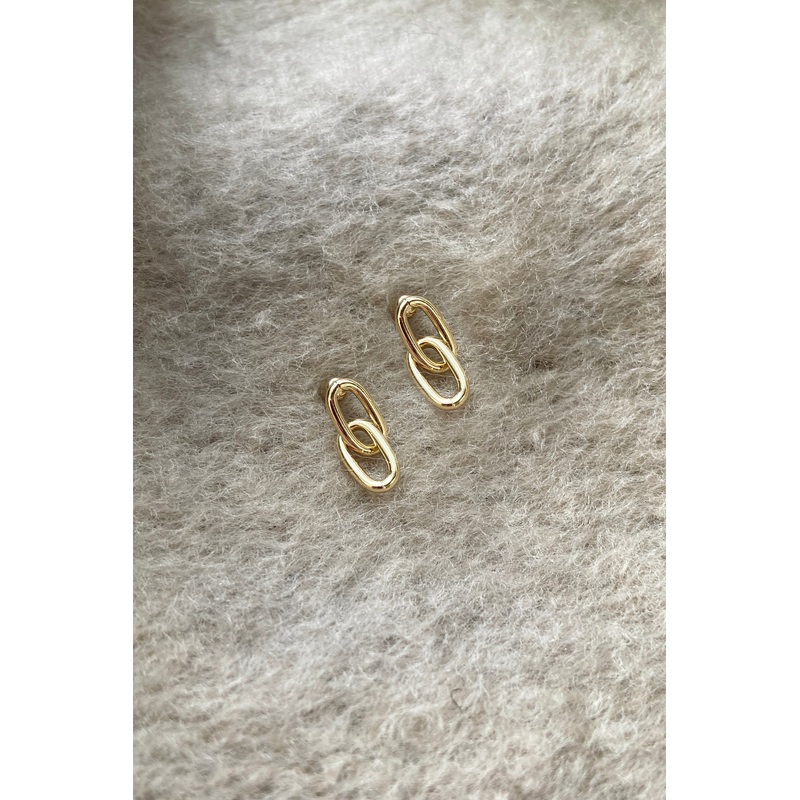 LINKED CHAIN DROP EARRING Gold One Size