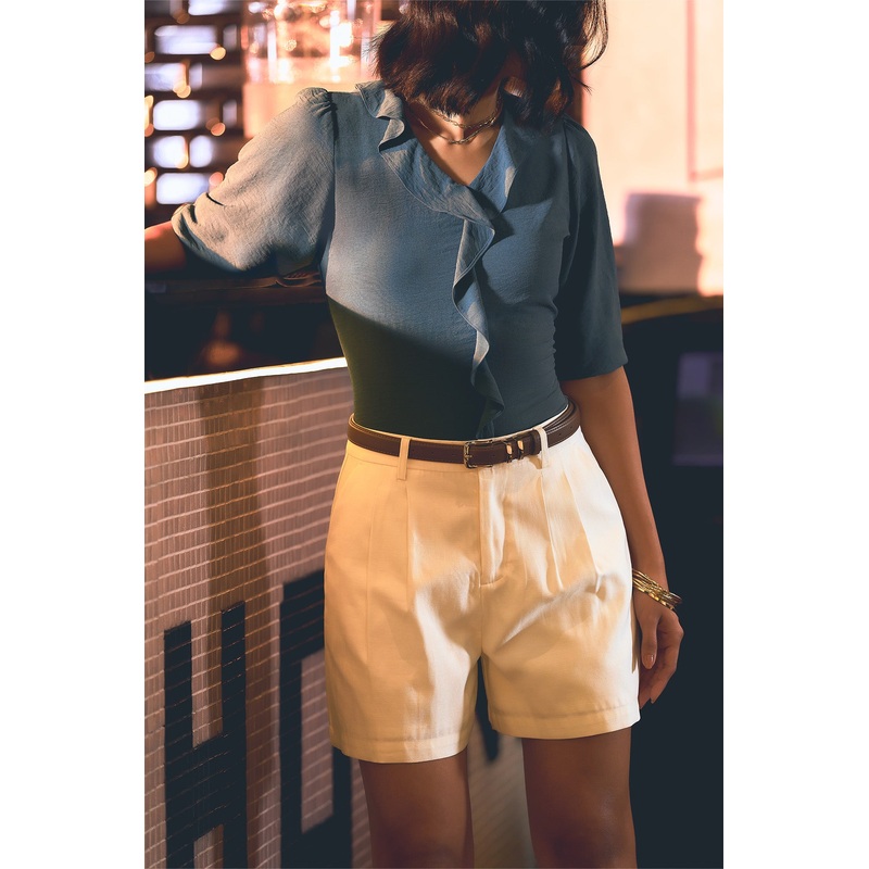 Pleated Flowy Shorts Off White Extra Small