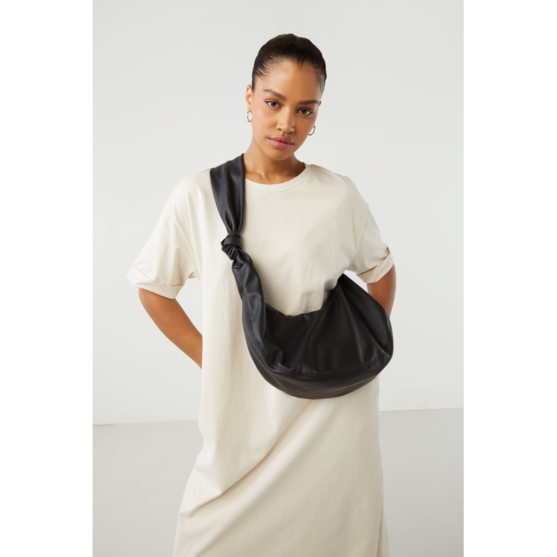 KNOTTED SLING BAG Black One Size