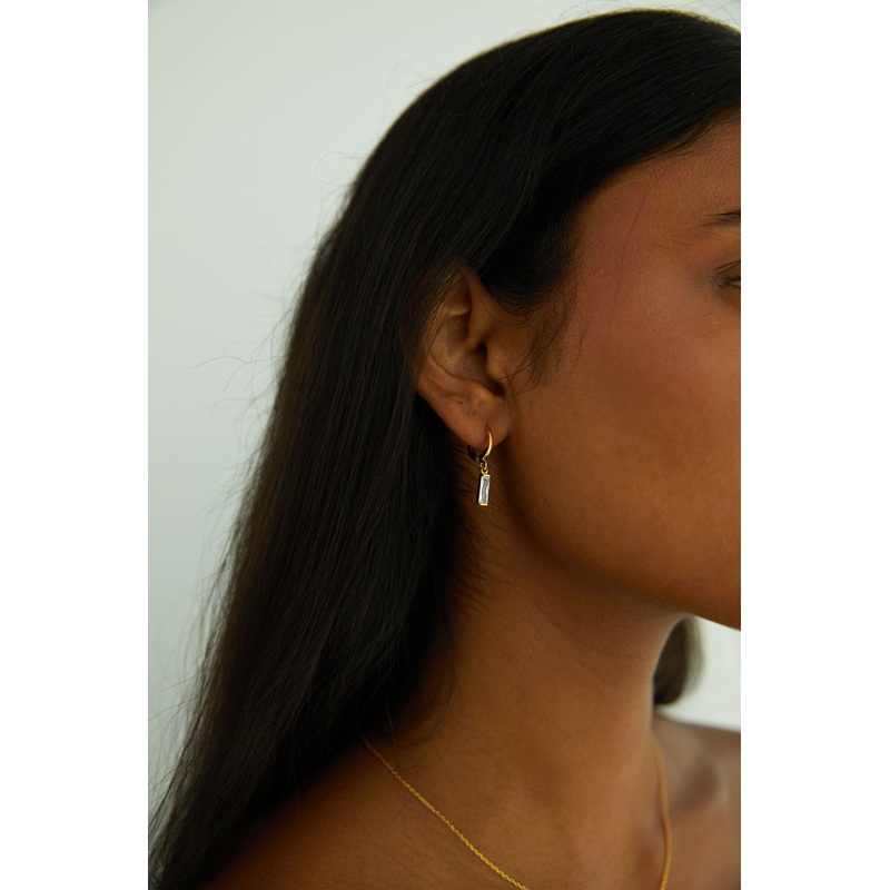 HOOP EARRING WITH TINY BAR PENDANT Gold One Size