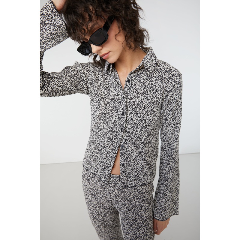 FLORAL PLEATED SHIRT White Small