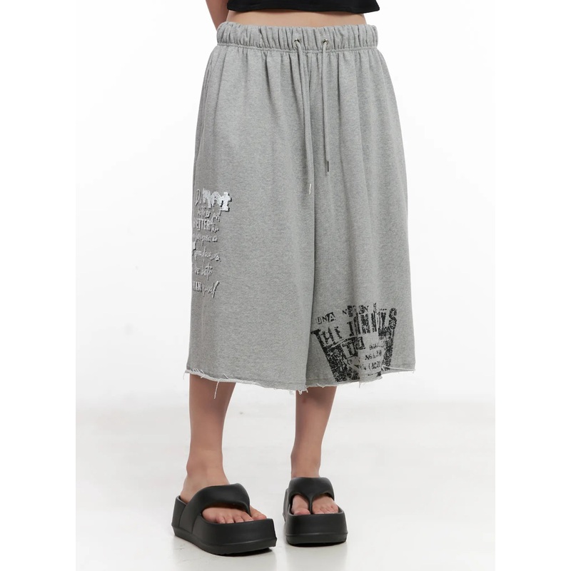 Graphic Relaxed-Fit Bermuda Sweatshorts CL521 Gray M/L