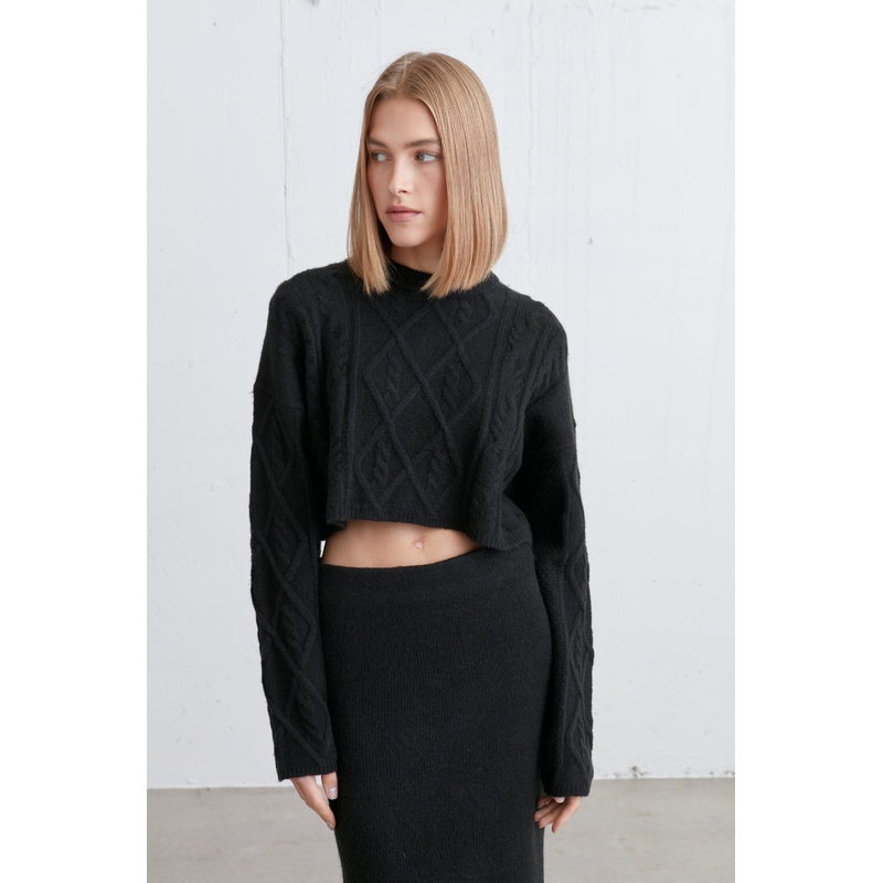 CROPPED CABLE KNIT SWEATER Black Double Extra Small