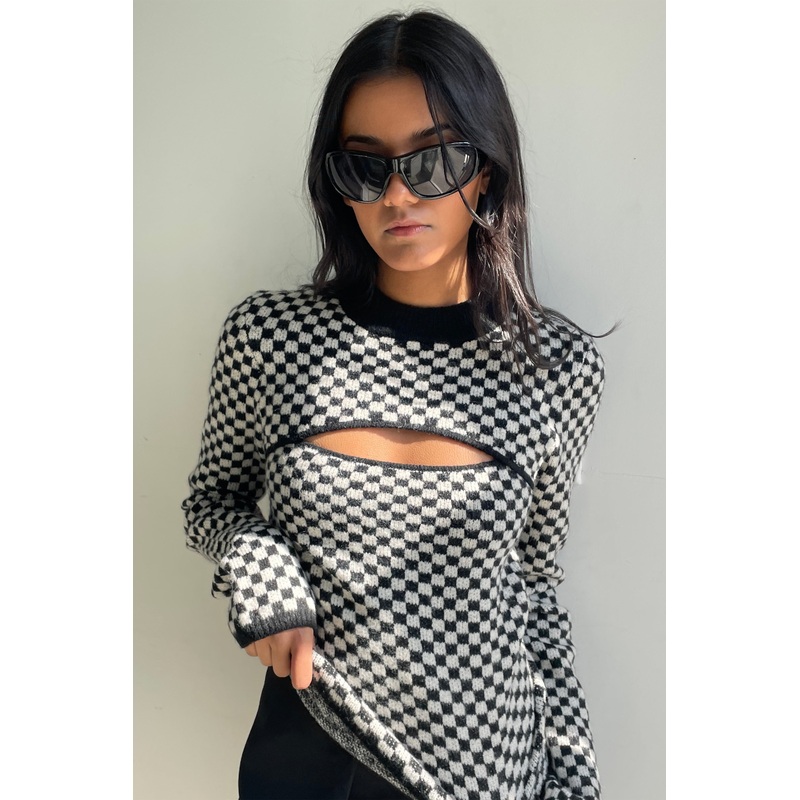 CHECKERED SWEATER WITH FRONT CUT-OUT Black White Checker Extra Small