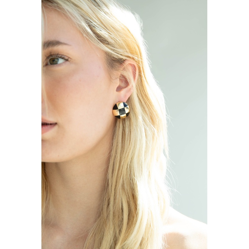 CHECKERED BUTTON EARRING Gold One Size