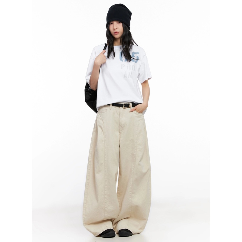 05 Graphic Print Short-Sleeve Tee IG508 White M/L