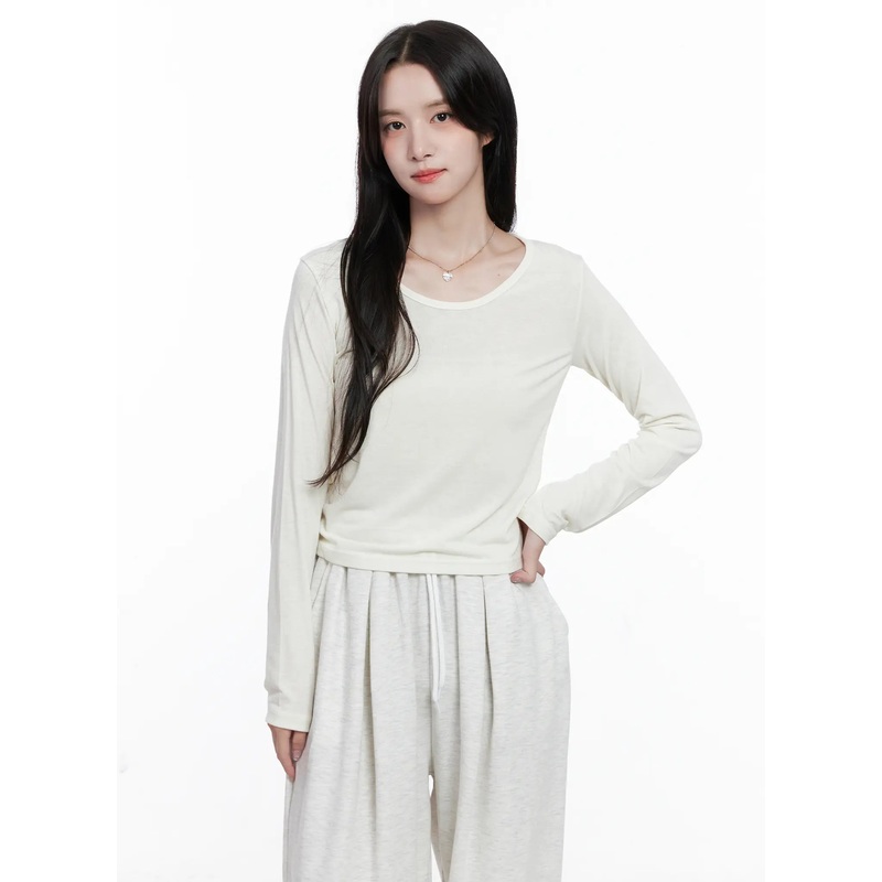 Basic Round Neck Long Sleeve Tee CS523 Light beige S/M