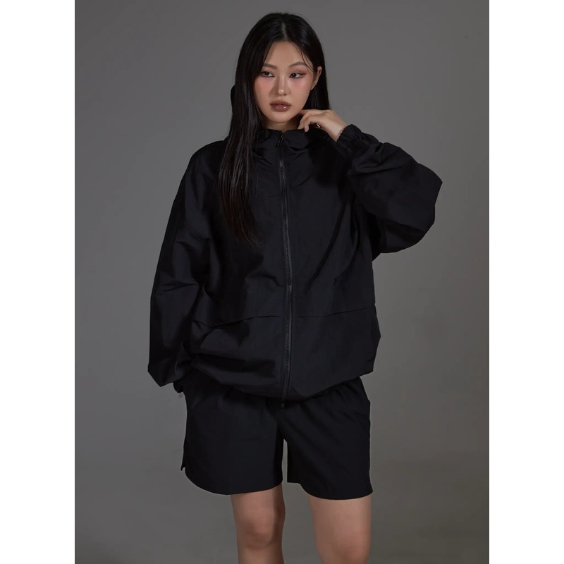 Lightweight String Windbreaker IO517 Black M/L