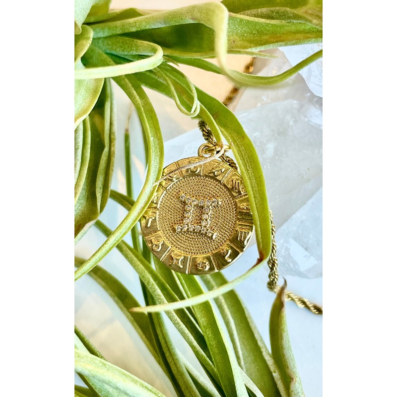 Twisted Baubles – Zodiac Pave Necklace Sagittarius