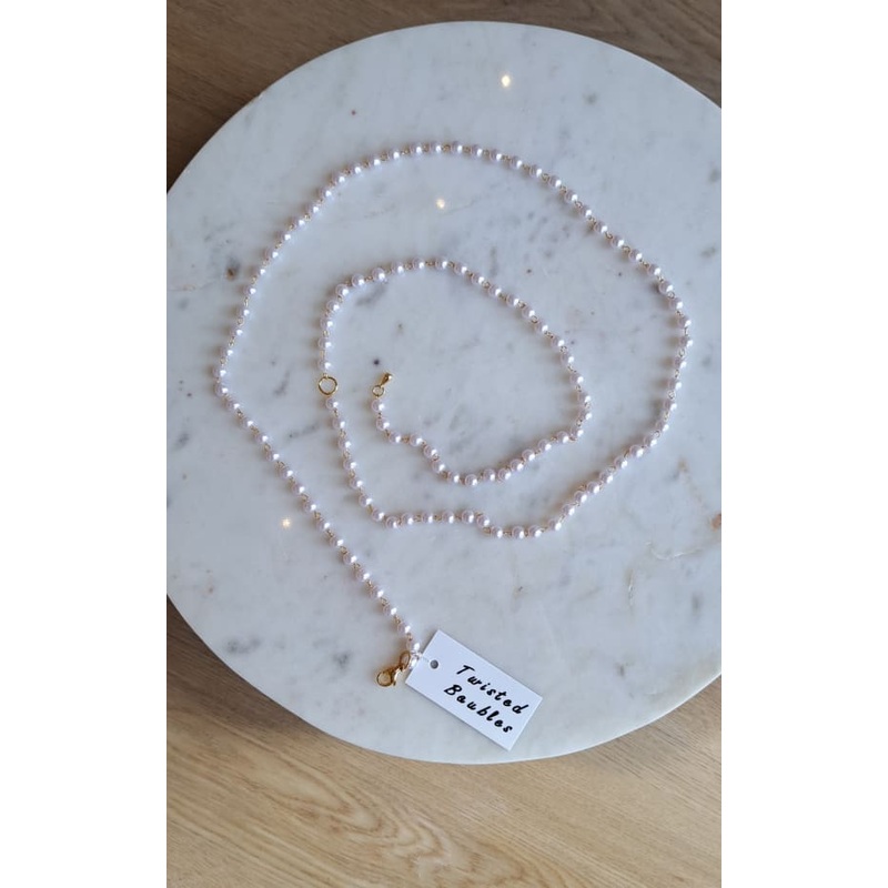 Twisted Baubles- Faux Pearl Belt/Chain