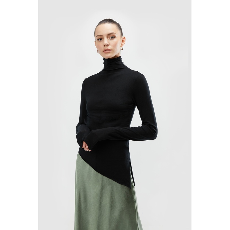 ASYMMETRICAL HEM TURTLENECK TOP Black Extra Small