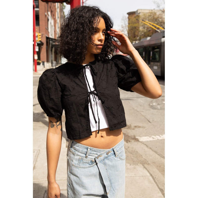 CROPPED BLOUSE WITH BOW PATTERN Black Extra Small