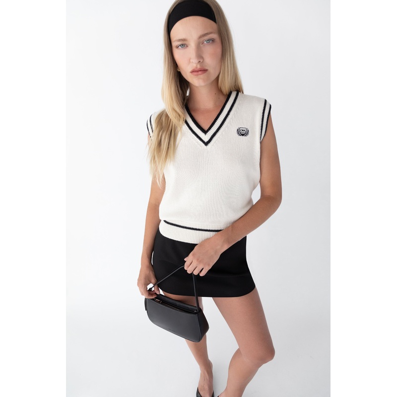 VARSITY SWEATER VEST Black Cream Extra Small