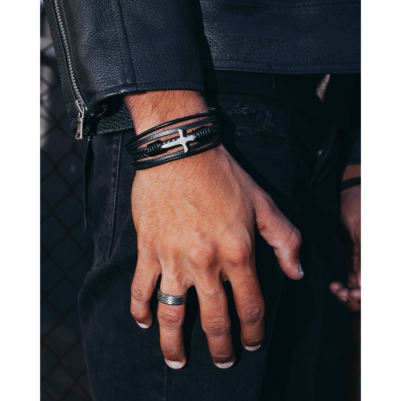 Saint Morta Leather Corium Bracelet Black 8