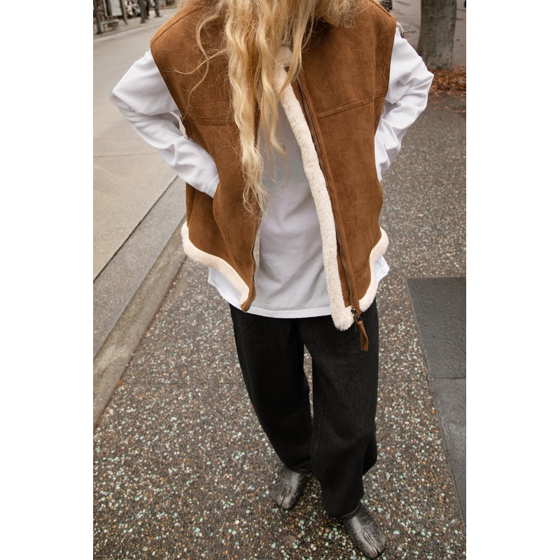 VEGAN SUEDE SHERPA VEST Camel Extra Small