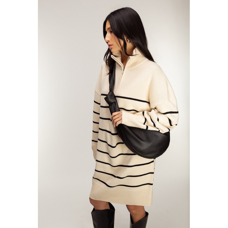 SLOUCHY SHOULDER BAG Black One Size