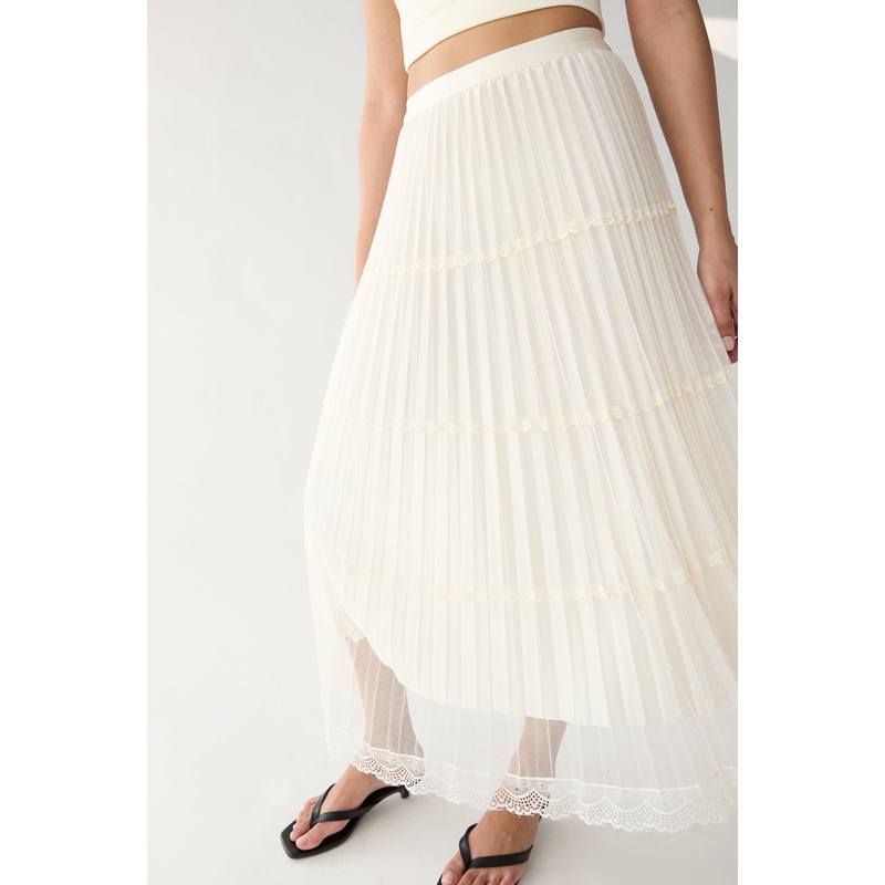 SHEER LACE TIERED MAXI SKIRT Cream Small