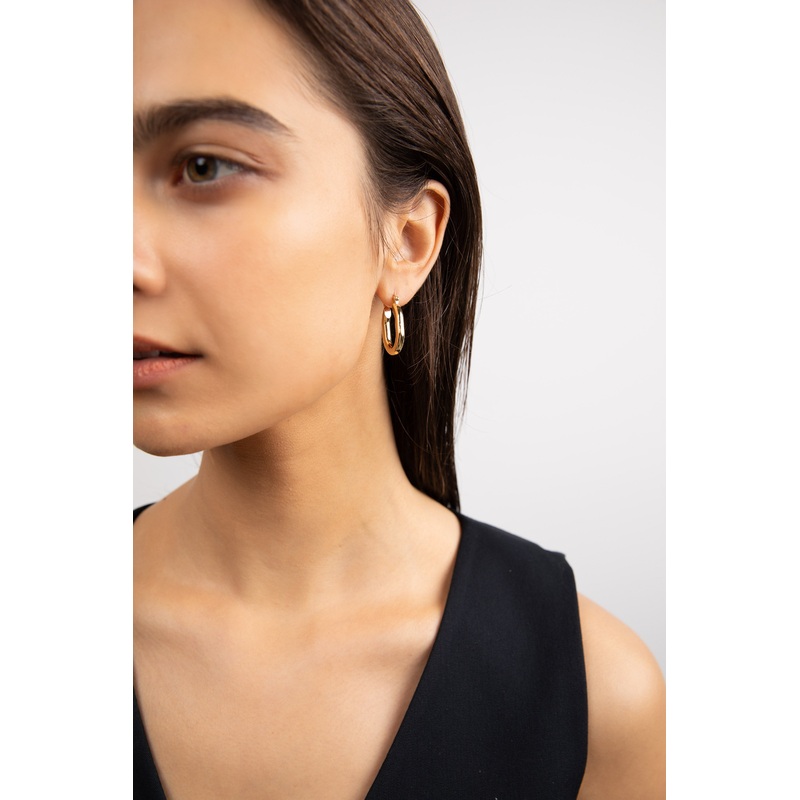 OVAL HOOP EARRING Gold One Size