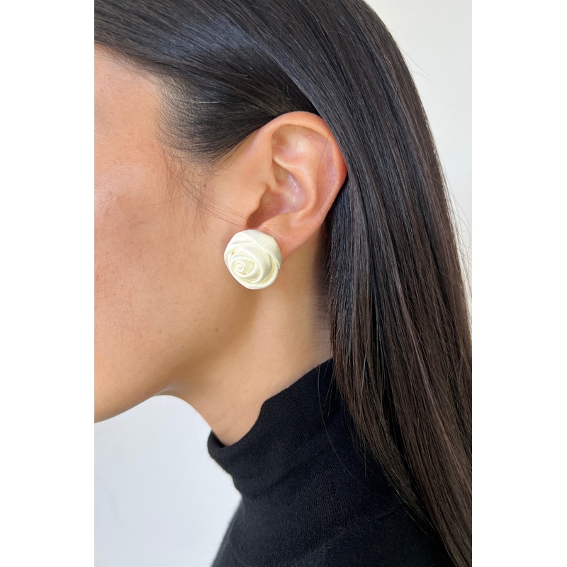 FABRIC ROSE STUD EARRING Ivory One Size