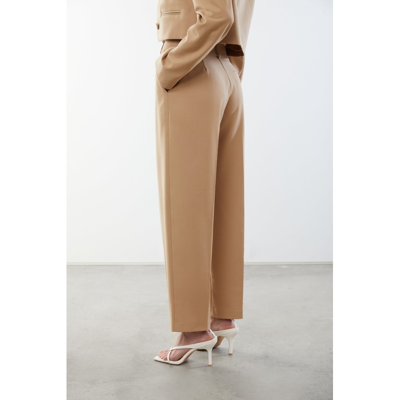 TAPERED PANT Toasted Almond 0