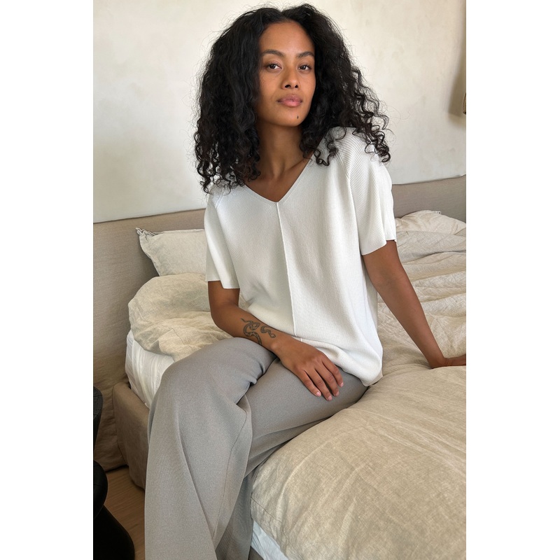 V-NECK SWEATER TEE White Extra Small