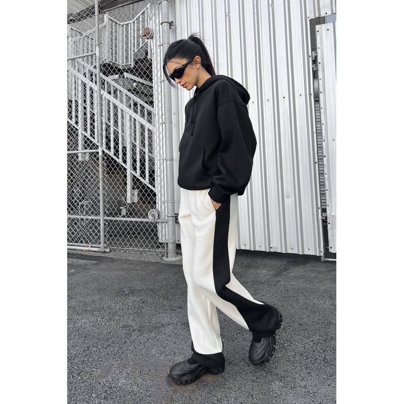 SWEATPANT WITH SEAM DETAIL Birch Black Double Extra Small